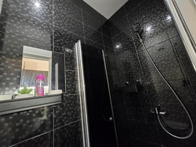 S8 Small studio apartment