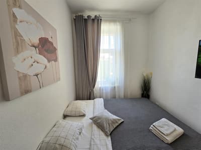 S8 Small studio apartment