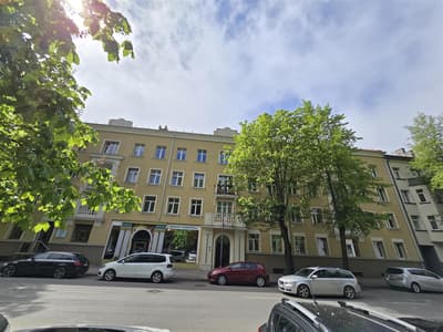 S8 Small studio apartment