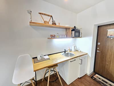 S12 Music studio apartment