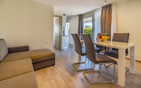 Luxury Mobile Home [2]