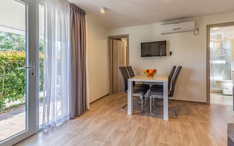 Luxury Mobile Home [2]