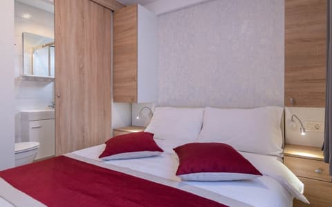 Luxury Mobile Home [4]