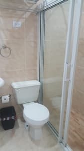 R5-Classic Single Queen Room