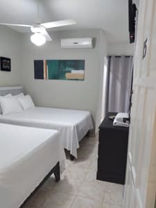 R15- Comfort  Family Room -2 QB-Pool View-City View