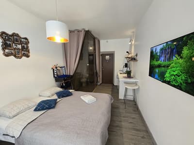 S14 Foto studio with balcony