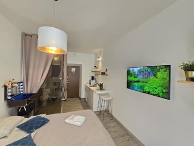 S14 Foto studio with balcony