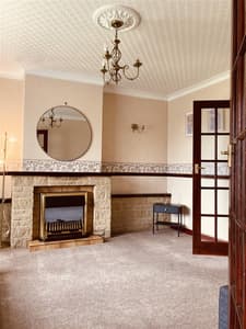 Melrose Two, "for a cosy stay close to the university"