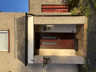 Melrose Two, "for a cosy stay close to the university"