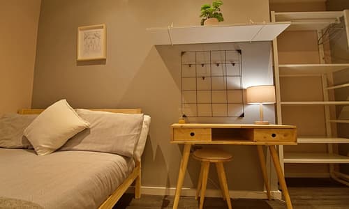 Bellerose Seven "a boutique city haven"