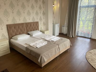 ГД "Роза Кавказа" №4 Четырехместный номер 3-й этаж