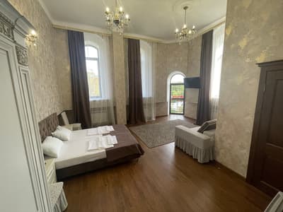 ГД "Роза Кавказа" №6 Четырехместный номер 4-й этаж