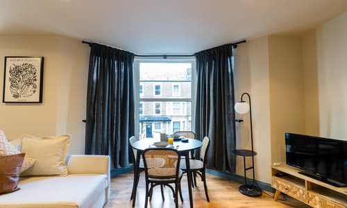 Bridgewater Three 'A Boutique Stay by the Sea'