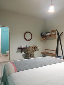Caballito de Mar · Habitación privada con baño, cerca playa la punta Brisas de Zicatela