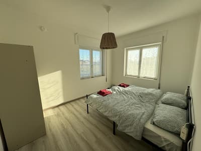 Twin room A with shared bathroom