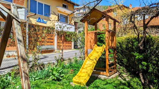 Къща за гости Памир