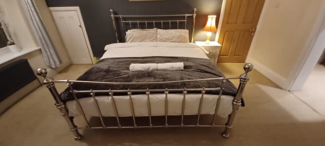 The Diamond En-suite Super King Room Hertfordshire