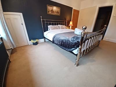 The Diamond En-suite Super King Room Hertfordshire