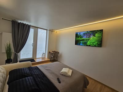 T1 Bamboo apartment