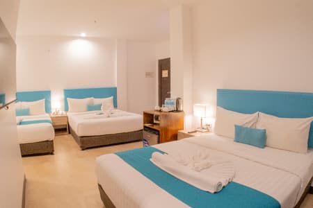 Family room only for 6