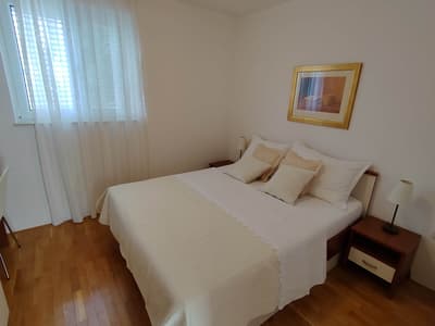 Apartment West 1st floor