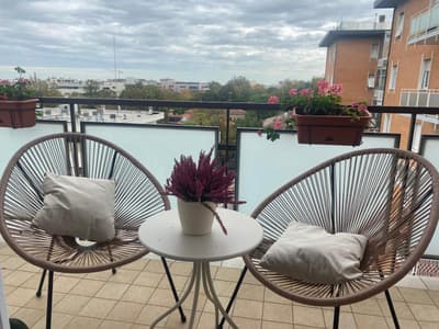 Camera matrimoniale con balcone