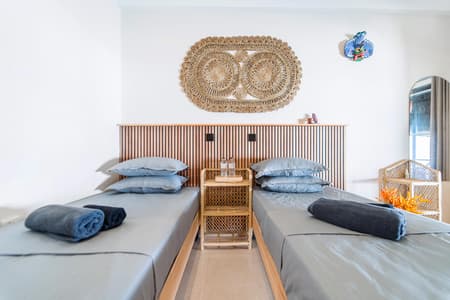 102 Double/twin room with ocean view