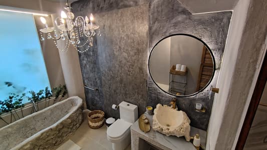 Rent the Entire La Antigua Cápsula Hostel in Getsemaní, Cartagena- Alquila el Hostal La Antigua Cápsula Completo