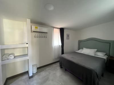 Rent the Entire La Antigua Cápsula Hostel in Getsemaní, Cartagena- Alquila el Hostal La Antigua Cápsula Completo