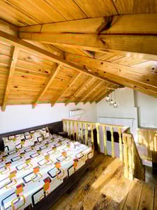 Chalet (Skyline Cabin)