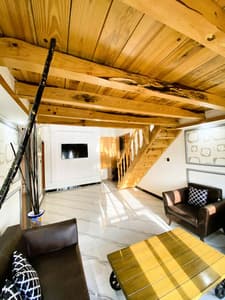 Chalet (Skyline Cabin)