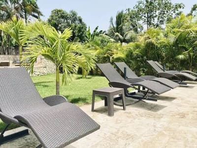 A1-Spacious 2-Bedroom Apartment with Pool View (A1)