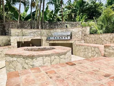 A1-Spacious 2-Bedroom Apartment with Pool View (A1)