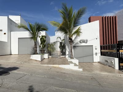 The Coastal Tub Escape By GEstores