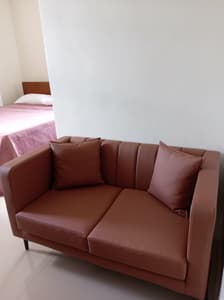 ZURICH ROOM | Residencia de Azucena | TACLOBAN