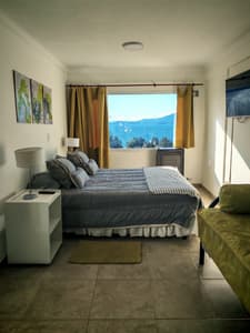 D5 - Estudio céntrico con vista al lago