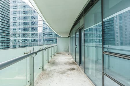 906-2-BDR, 3Beds 2 baths, across CN Tower Parking