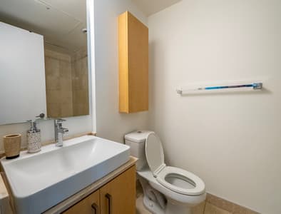 2905-1-bdr 1-bath Downtown with parking across Scotiabank Arena