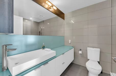 1004 - Luxe 3BR Condo CN Tower W/Parking