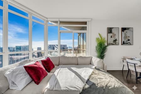4609- 2 Bedroom Beautiful Condo with CN Tower View