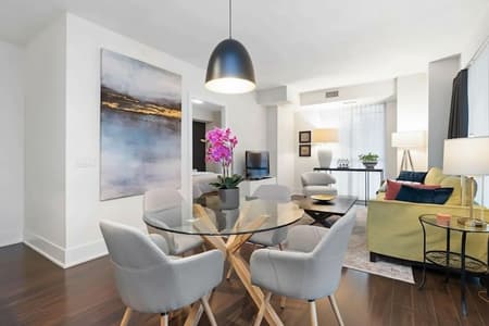 2710 - Elegant two-bedroom condo close to the CN Tower