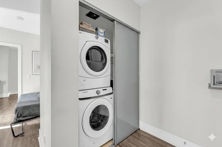 3103-Luxe 3BR Condo CN Tower W/Parking