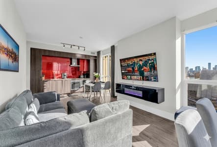 3103-Luxe 3BR Condo CN Tower W/Parking