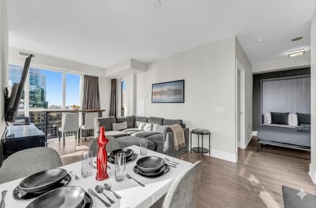 3103-Luxe 3BR Condo CN Tower W/Parking