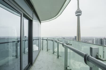 5708 - Billion Condo with CN Tower View