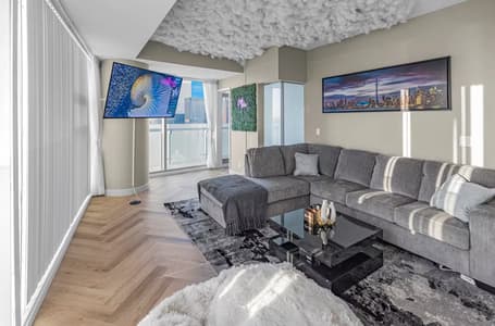 5903 - Luxe 3BR Condo CN Tower W/Parking
