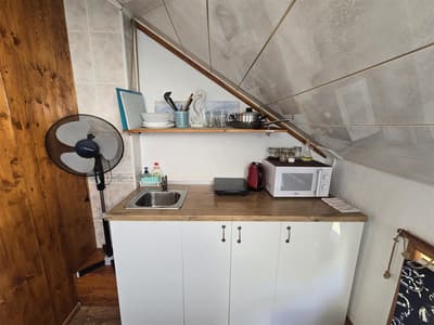 M6B Meridian studio with Sauna