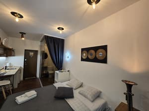 S12 Music studio apartment