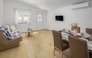 Holiday Home 1