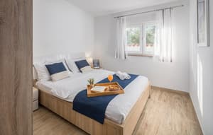 Holiday Home 2